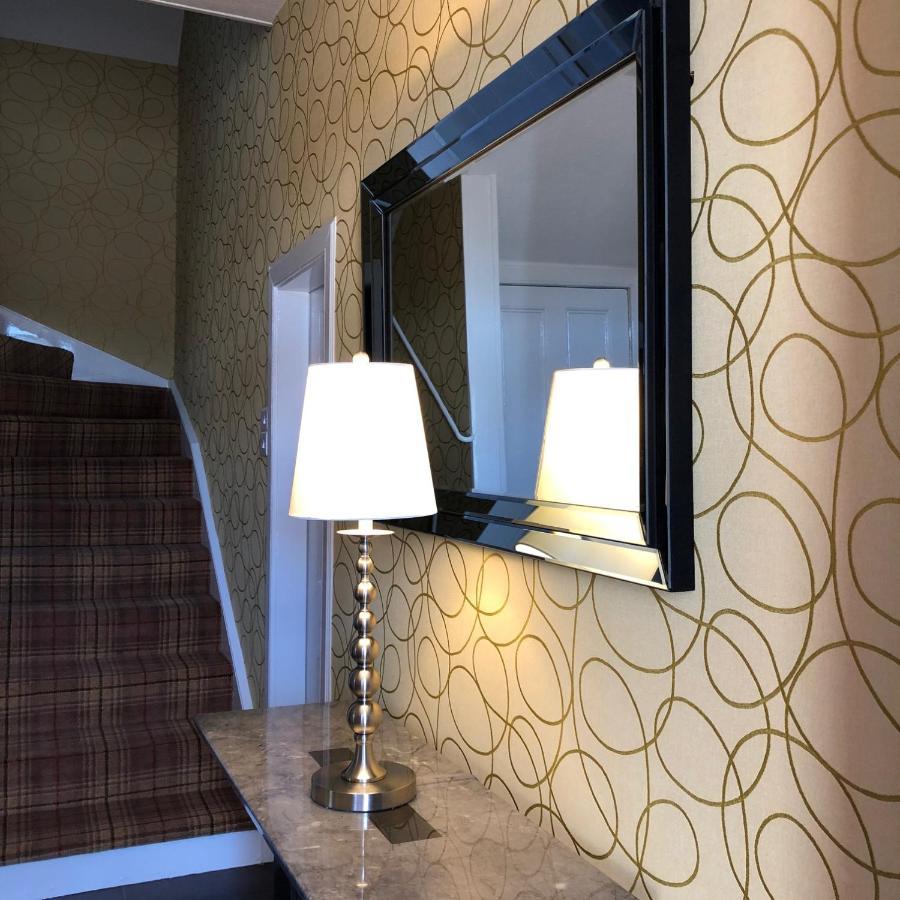 Bridgemill Motel Гървън Екстериор снимка